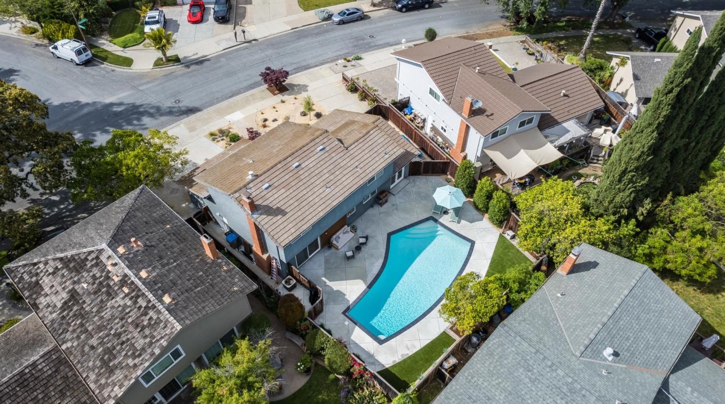 3736 Thousand Oaks Dr, San Jose CA  95136-1445 exterior