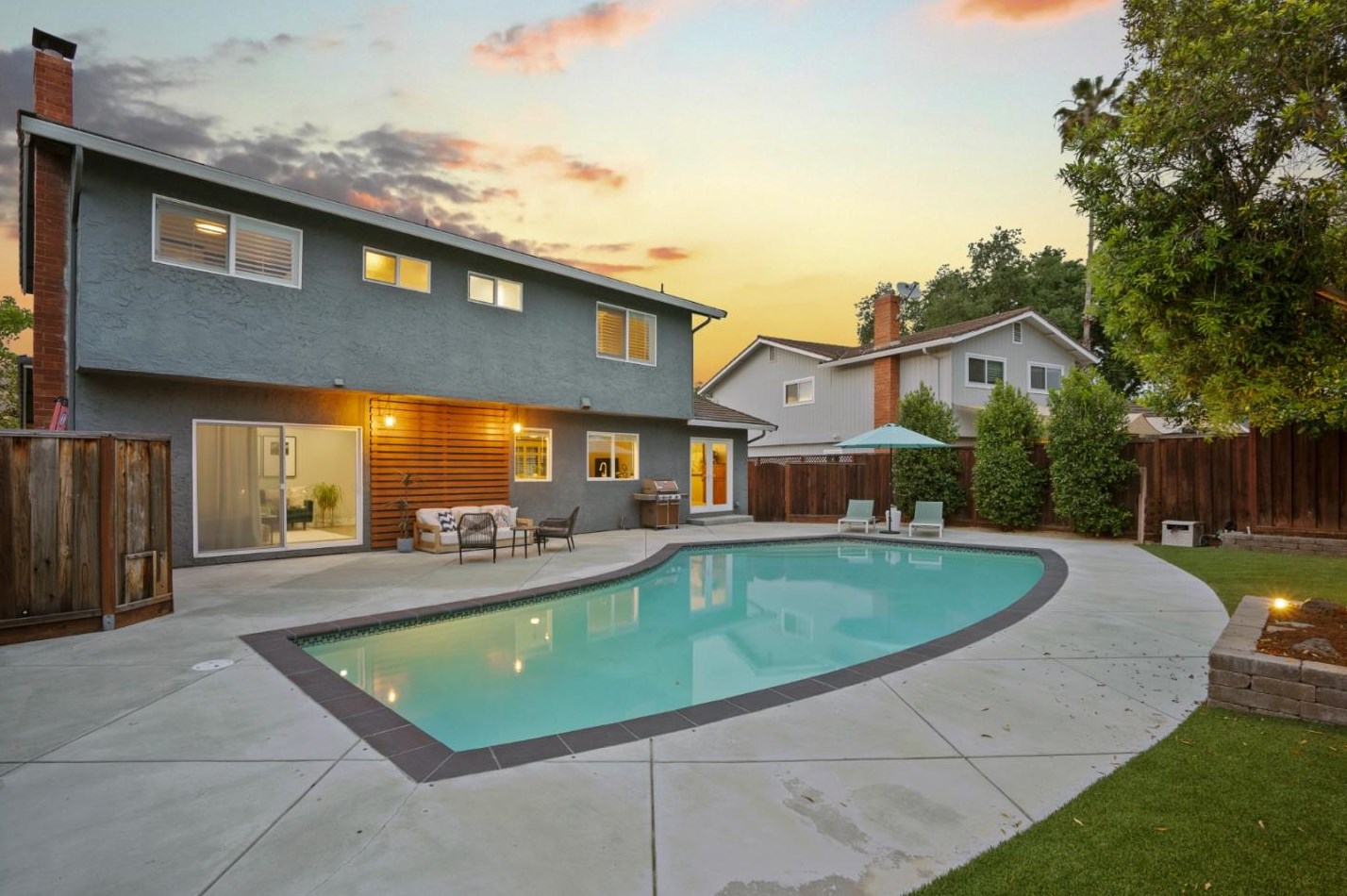 3736 Thousand Oaks Dr, San Jose CA  95136-1445 exterior