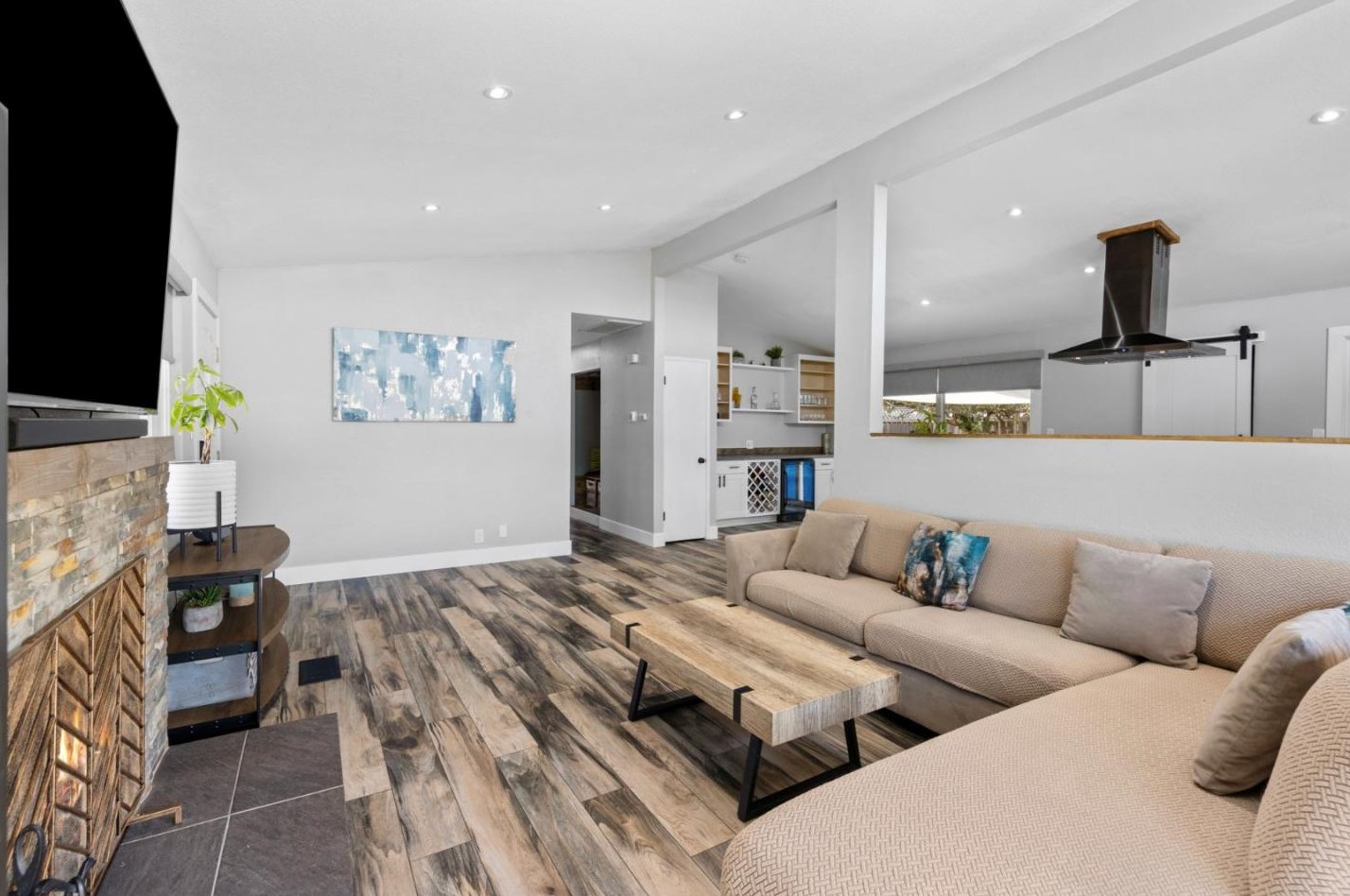 1430 Spruce St, Livermore CA  94551-1918 exterior