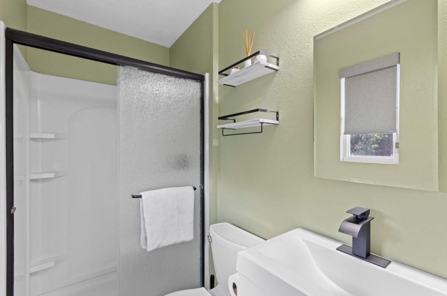 1430 Spruce St, Livermore CA  94551-1918 exterior