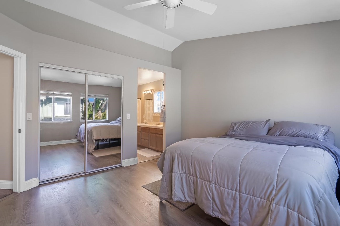 246 Holland Cir, Hollister CA  exterior