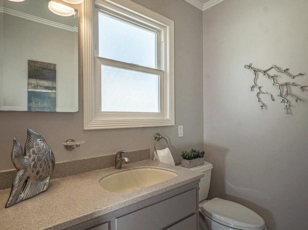 276 37th Ave, San Mateo CA  94403-4325 exterior