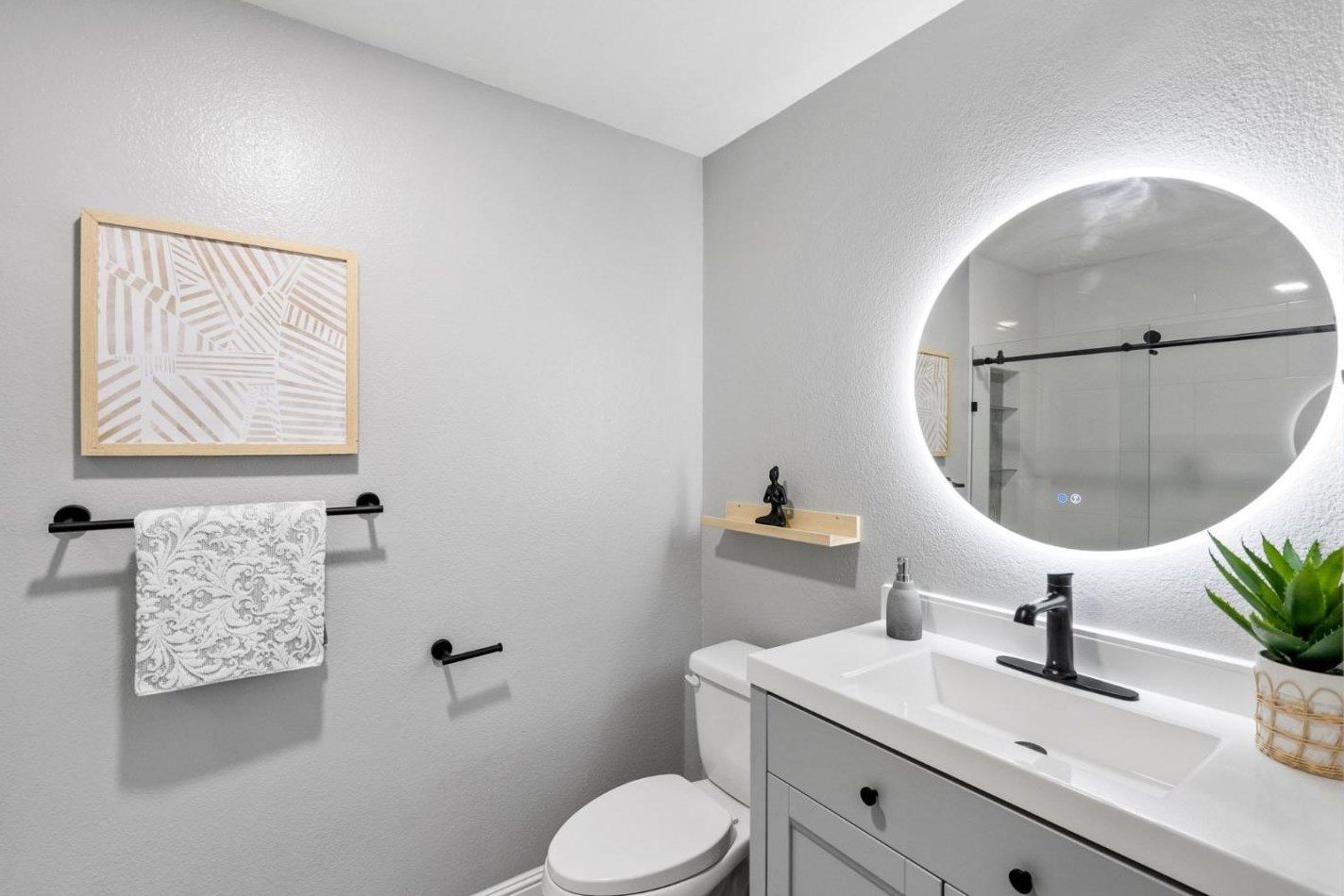 1022 Yarwood Ct, San Jose CA  95128-4726 exterior