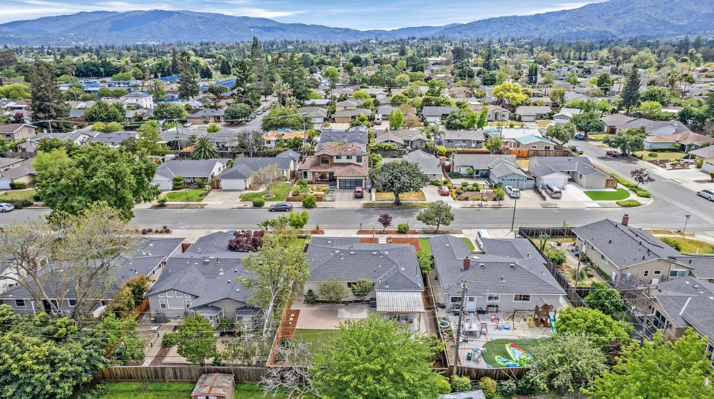 4737 Denevi Dr, San Jose CA  95130-2107 exterior