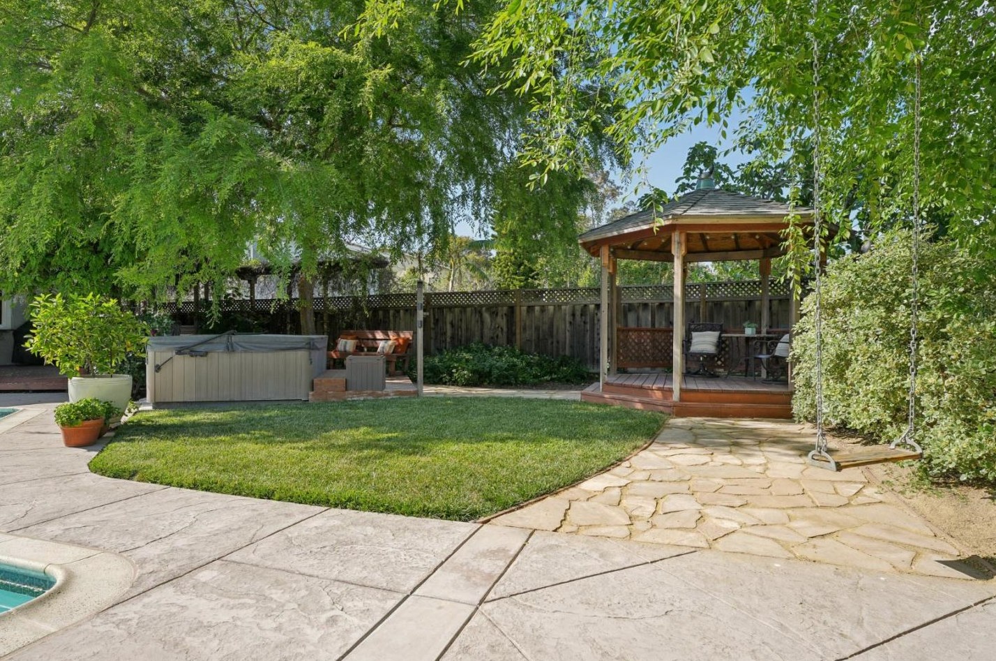6514 Hercus Ct, San Jose CA  95119-1916 exterior