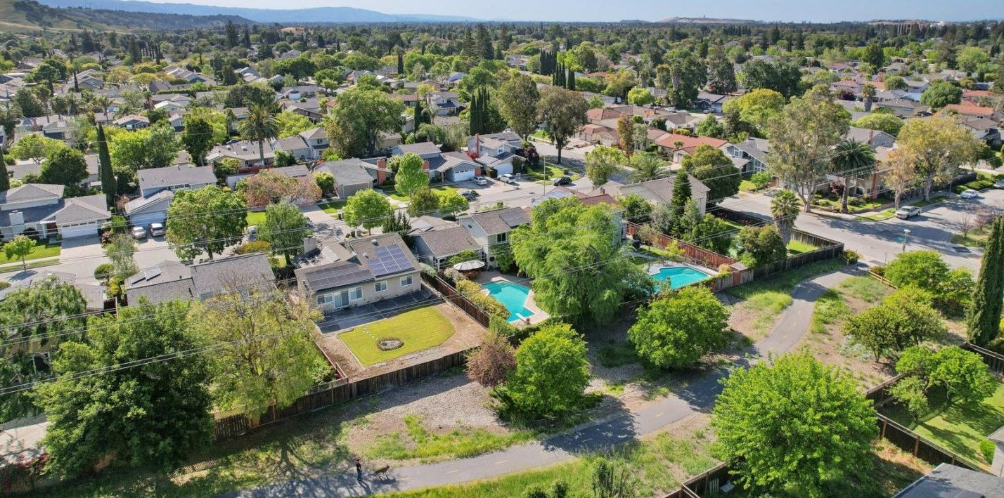 6514 Hercus Ct, San Jose CA  95119-1916 exterior