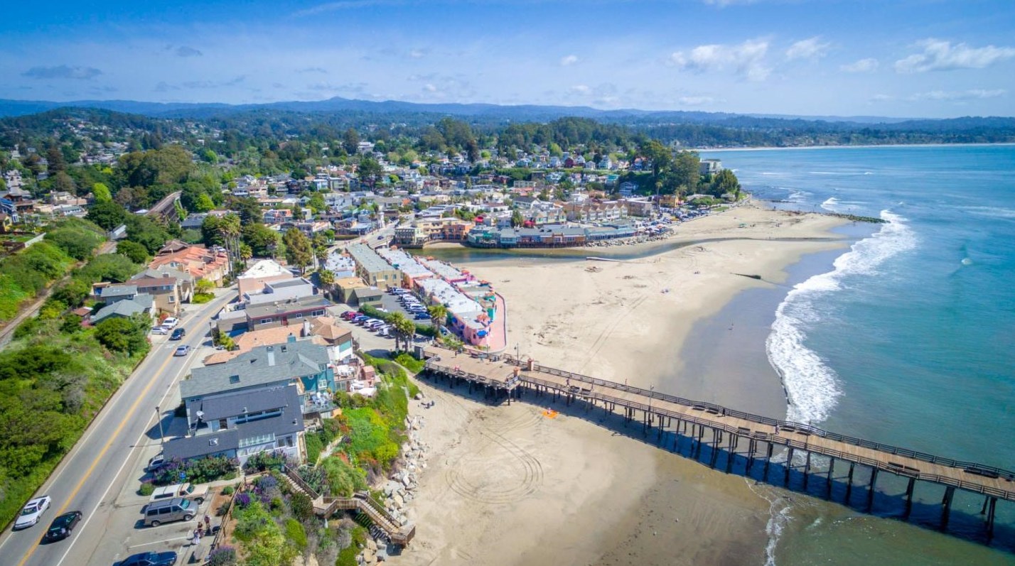 709 Riverview Dr, Capitola CA  95010-2729 exterior