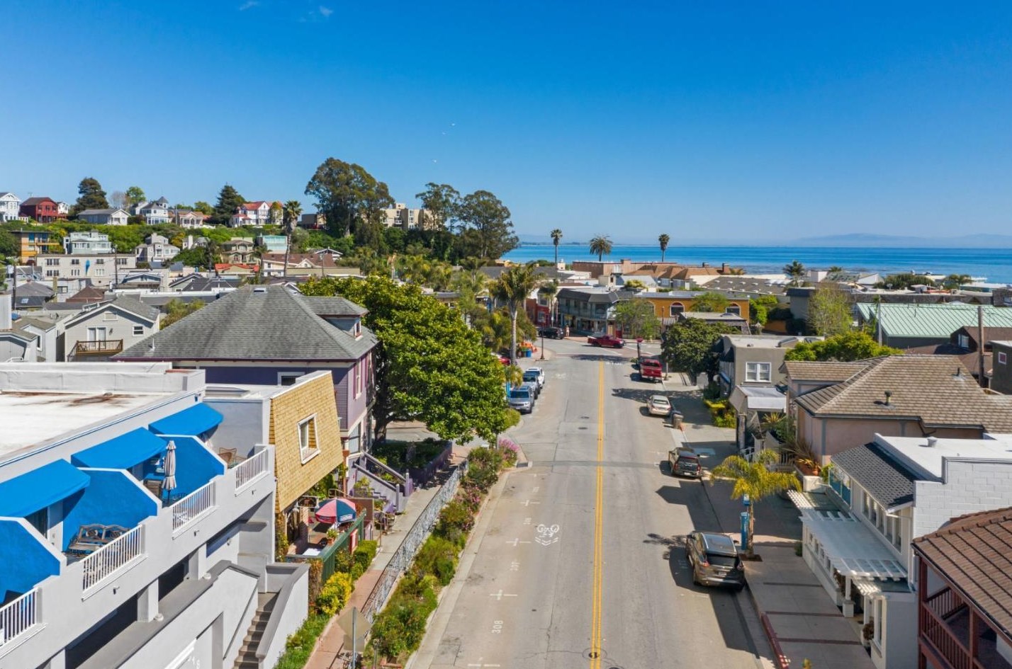 709 Riverview Dr, Capitola CA  95010-2729 exterior