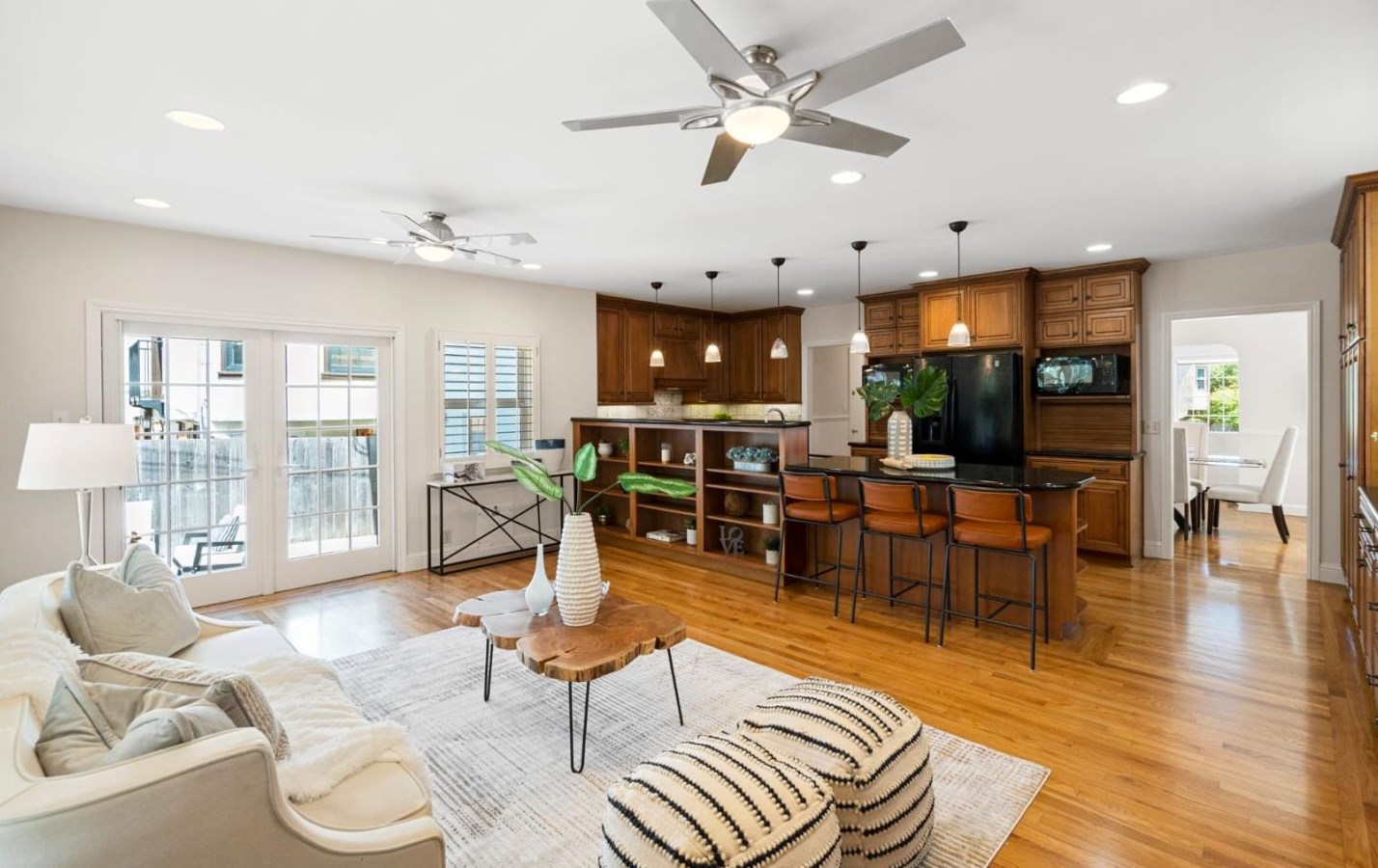 415 Elder Ave, Millbrae CA  94030-2432 exterior