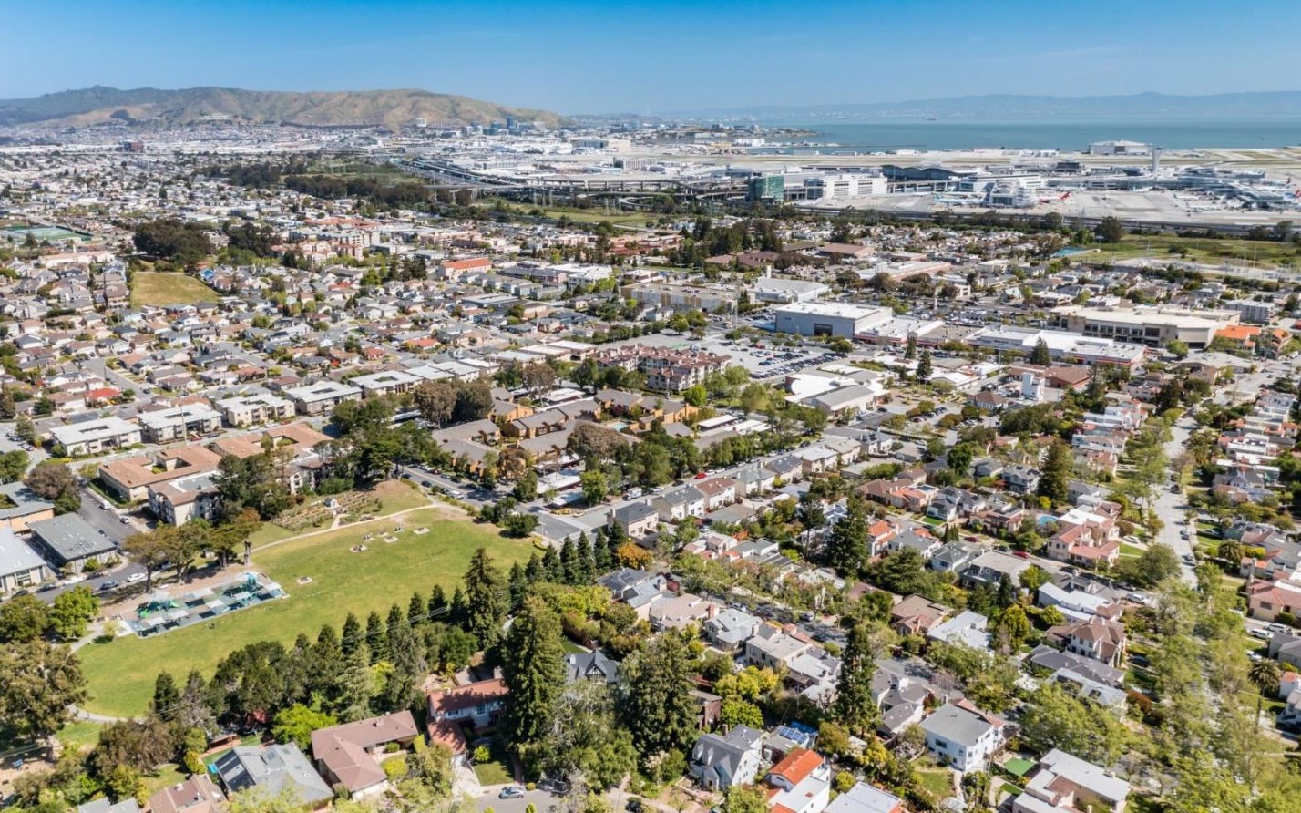 415 Elder Ave, Millbrae CA  94030-2432 exterior