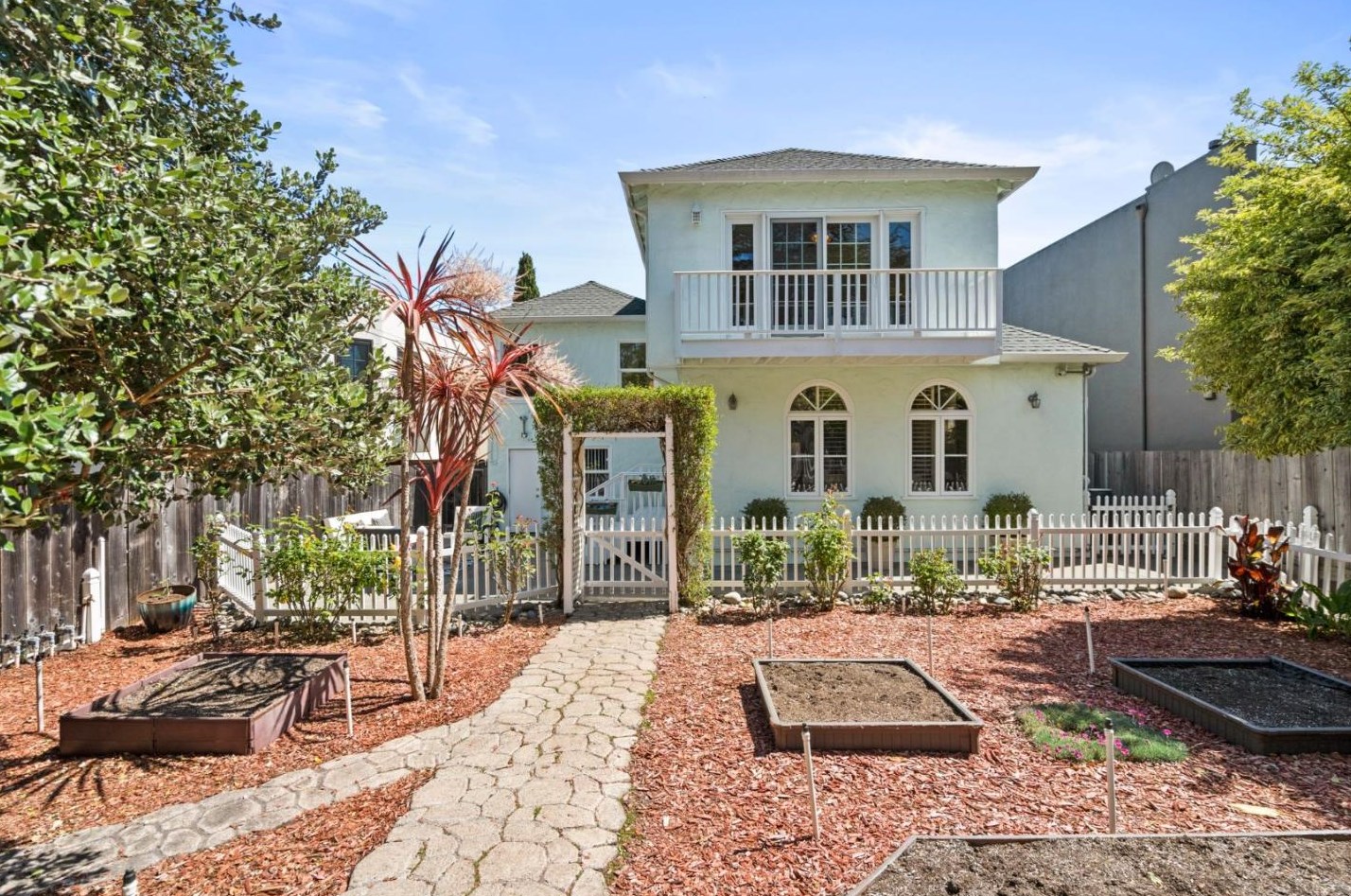 415 Elder Ave, Millbrae CA  94030-2432 exterior