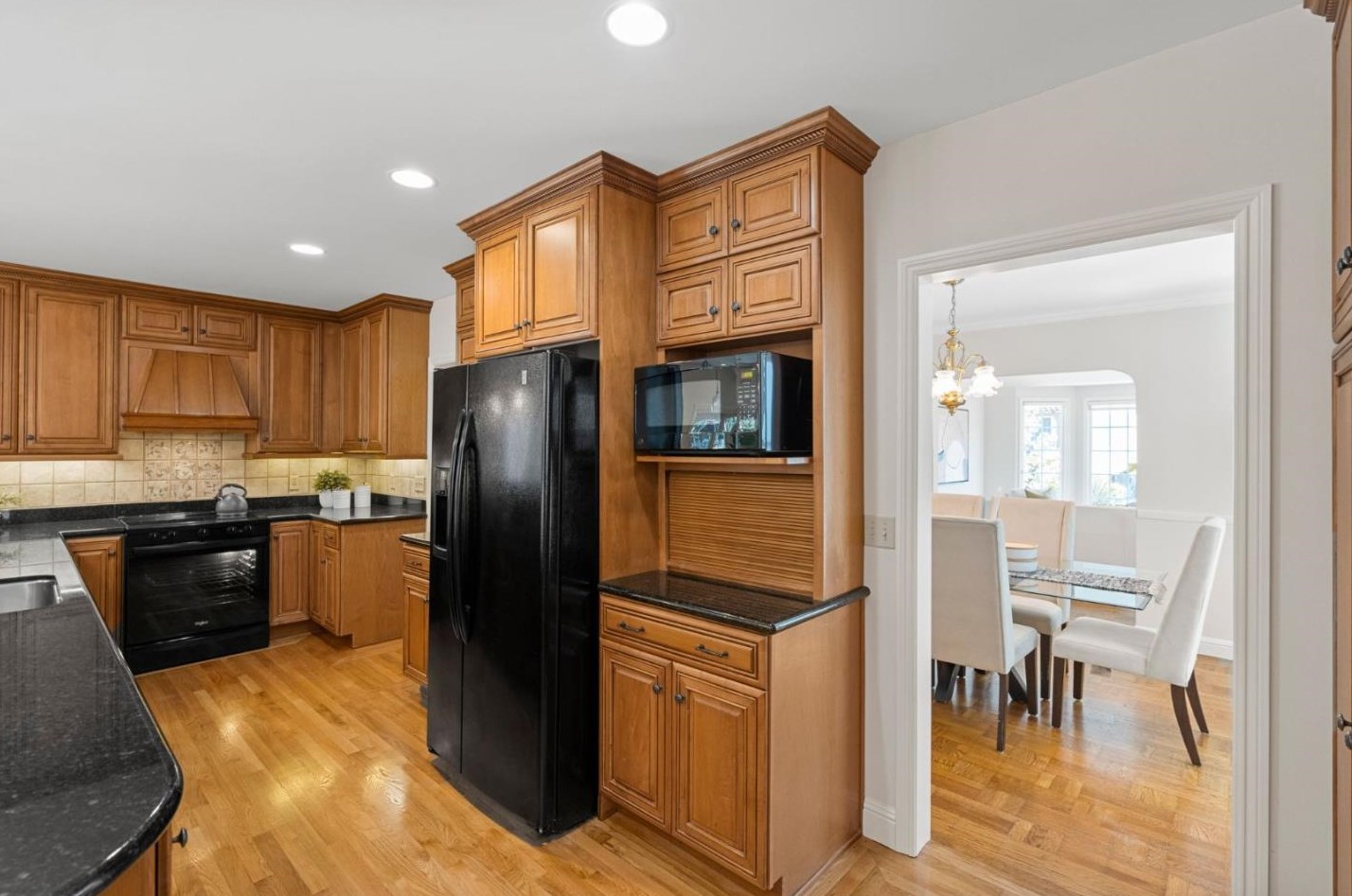 415 Elder Ave, Millbrae CA  94030-2432 exterior