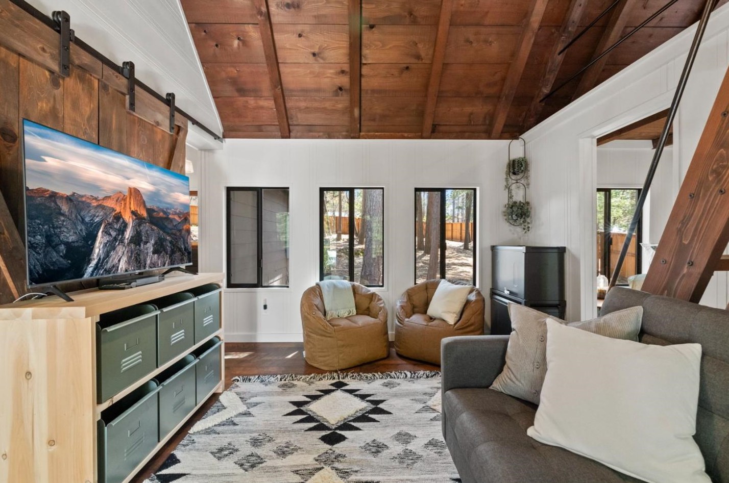 16538 Estralita Dr, Sonora CA  95370-9539 exterior