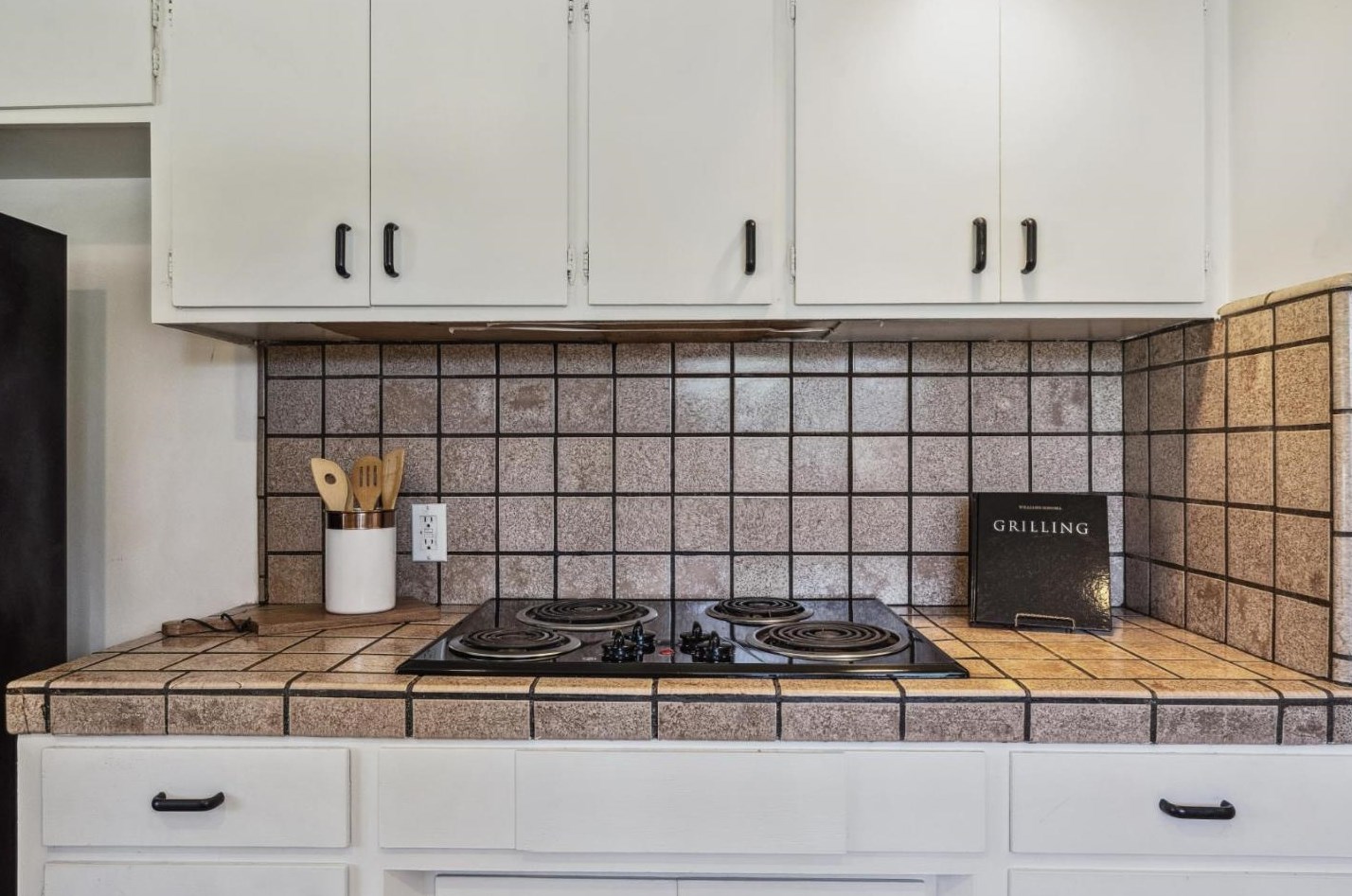 12546 Saratoga Crk Dr, Saratoga CA  95070-3569 exterior