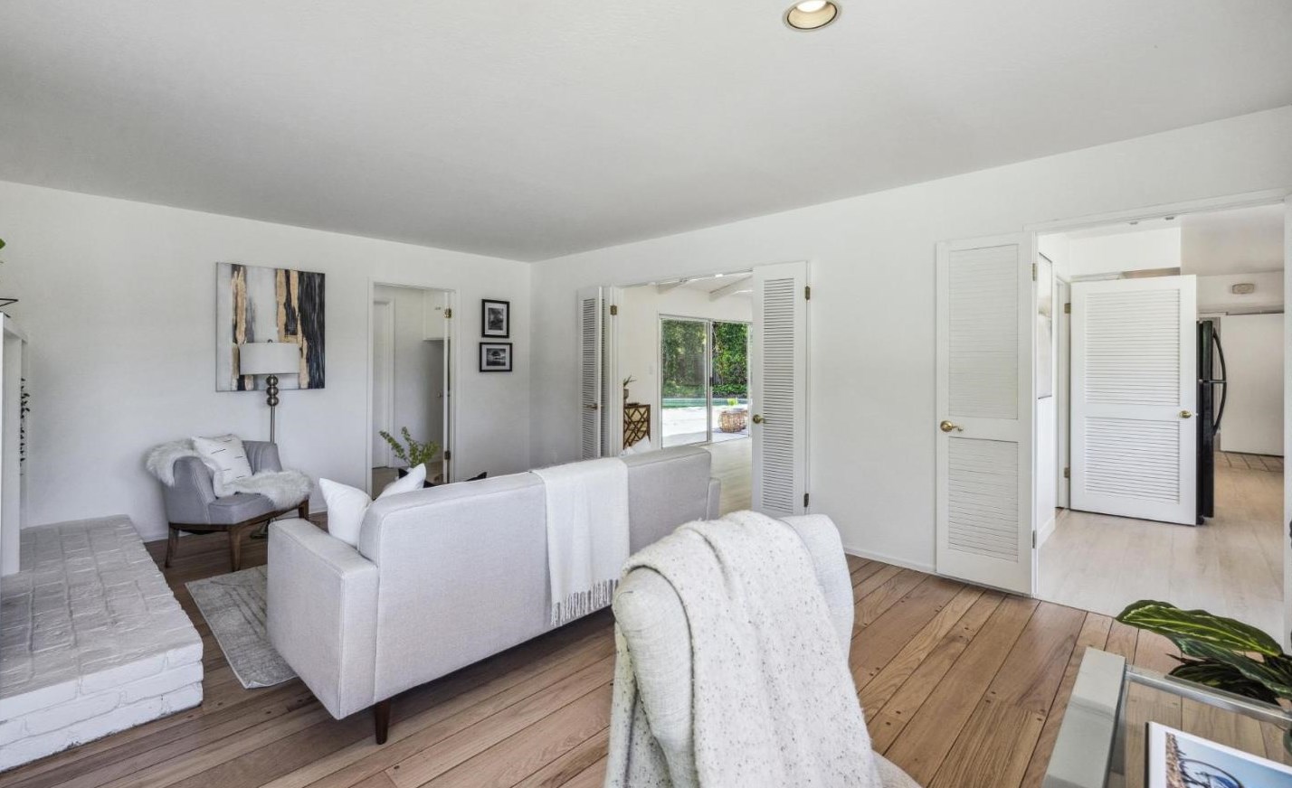 12546 Saratoga Crk Dr, Saratoga CA  95070-3569 exterior