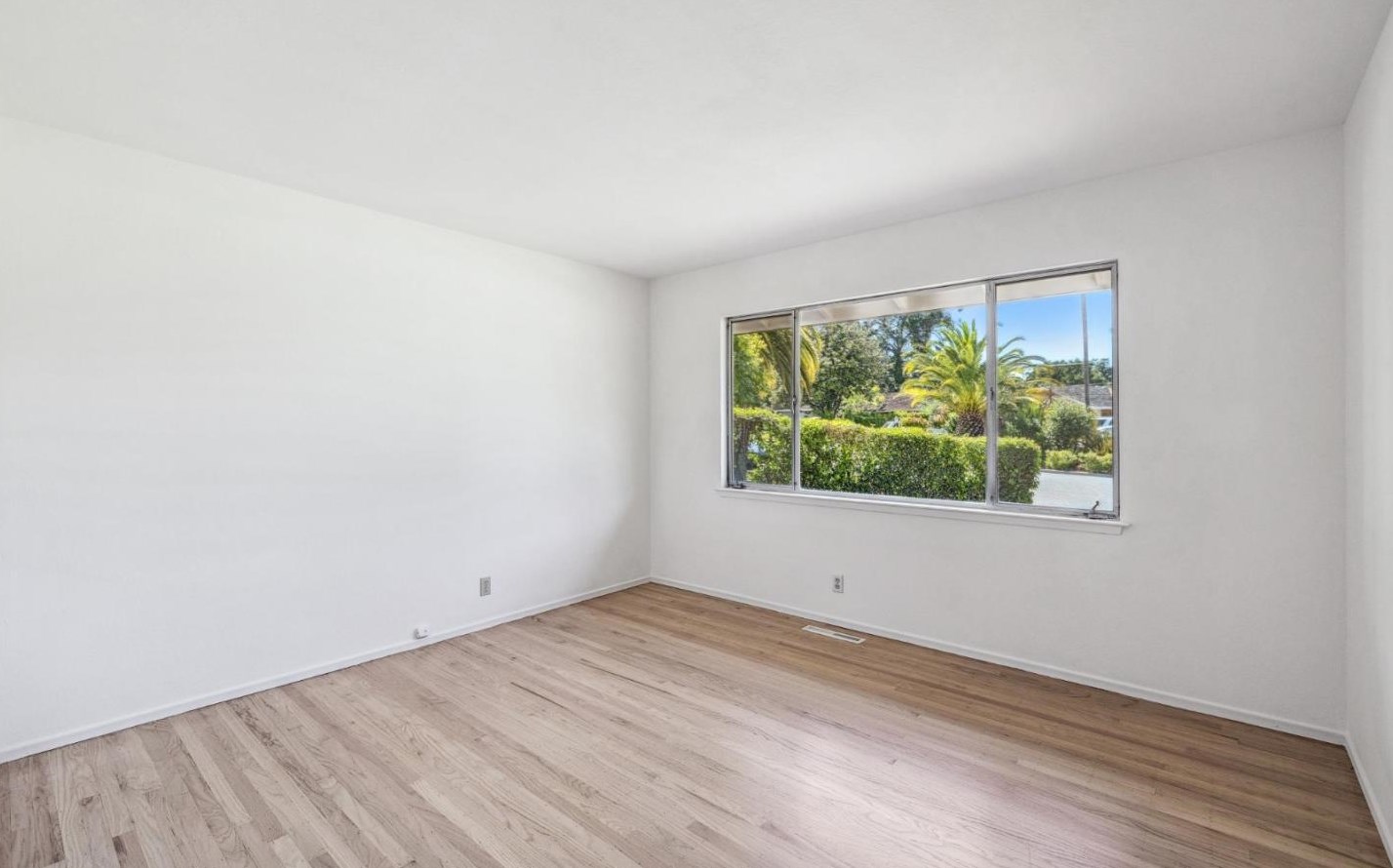 12546 Saratoga Crk Dr, Saratoga CA  95070-3569 exterior