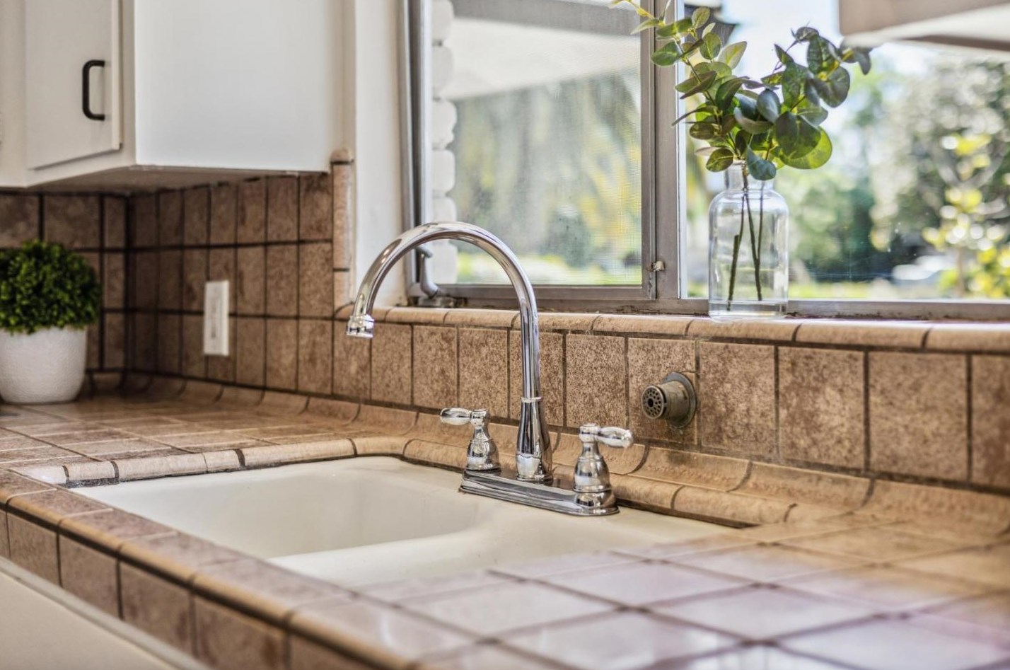 12546 Saratoga Crk Dr, Saratoga CA  95070-3569 exterior