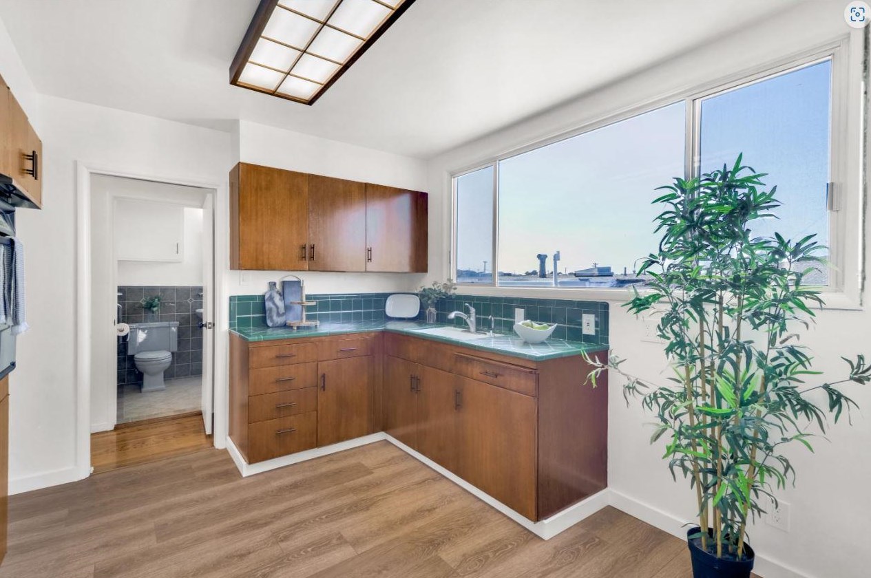 58 Pinehaven Dr, Daly City CA  94015-3544 exterior