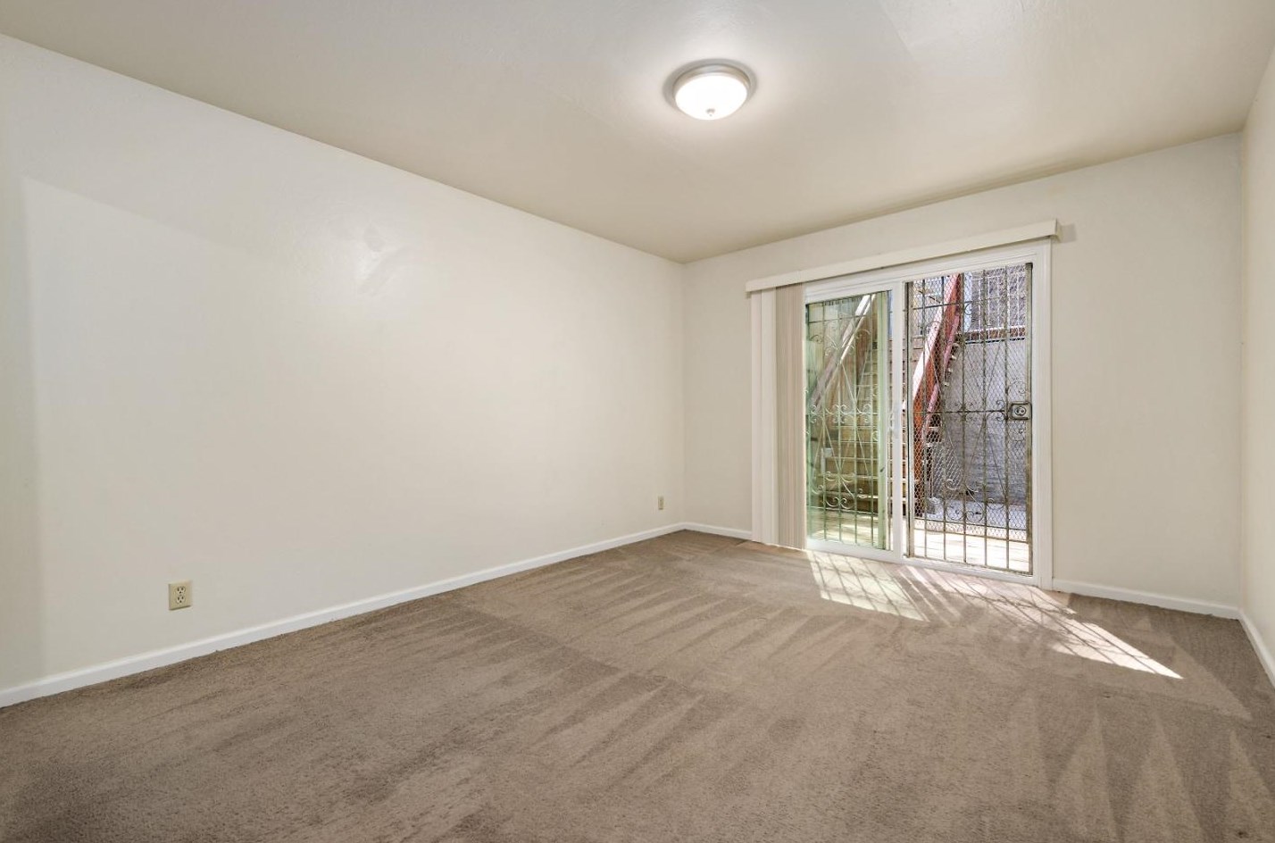 771 Templeton Ave, Daly City CA  94014-1260 exterior