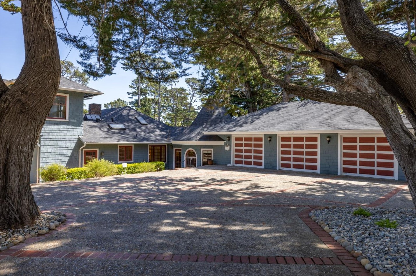 817 Martin St, Monterey CA  93940-4435 exterior