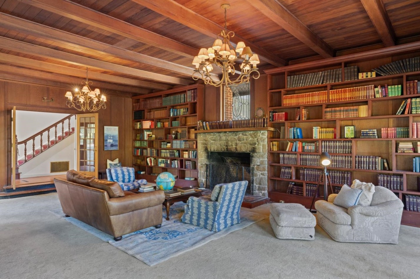 817 Martin St, Monterey CA  93940-4435 exterior