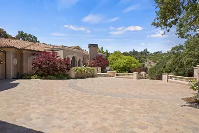 25751 Elena Rd, Los Altos Hills, CA 94022 - Photo 5