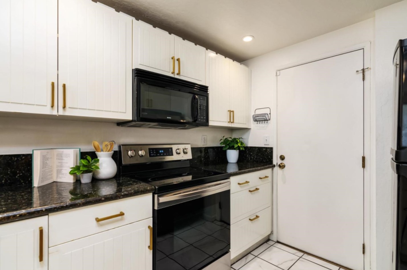 308 Rock Creek Way, Concord CA  94523-4714 exterior