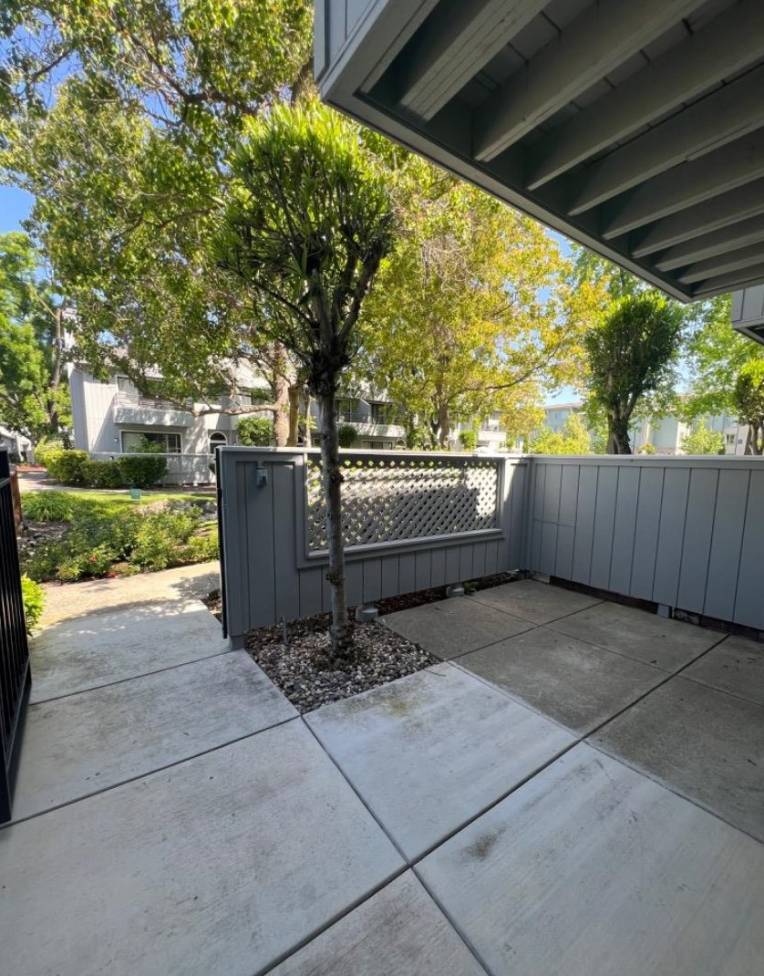 308 Rock Creek Way, Concord CA  94523-4714 exterior