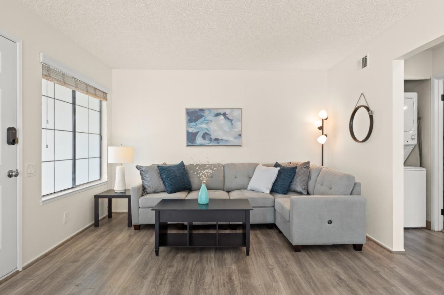 90 Kenbrook Cir, San Jose CA  95111-3270 exterior