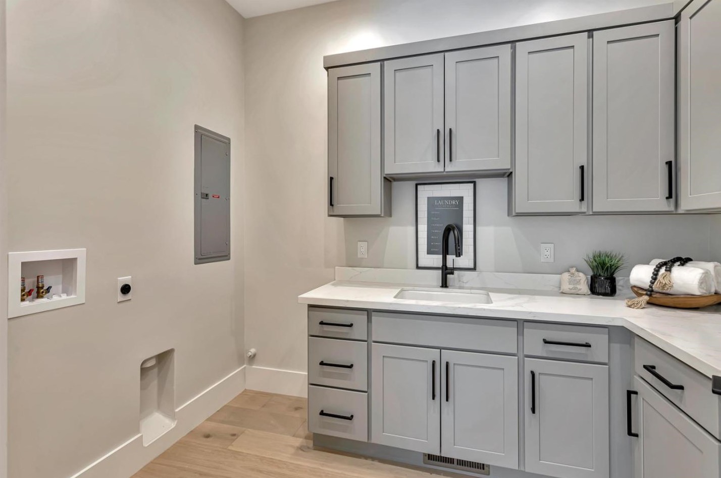 8138 Cinnabar Hills Rd, San Jose CA exterior