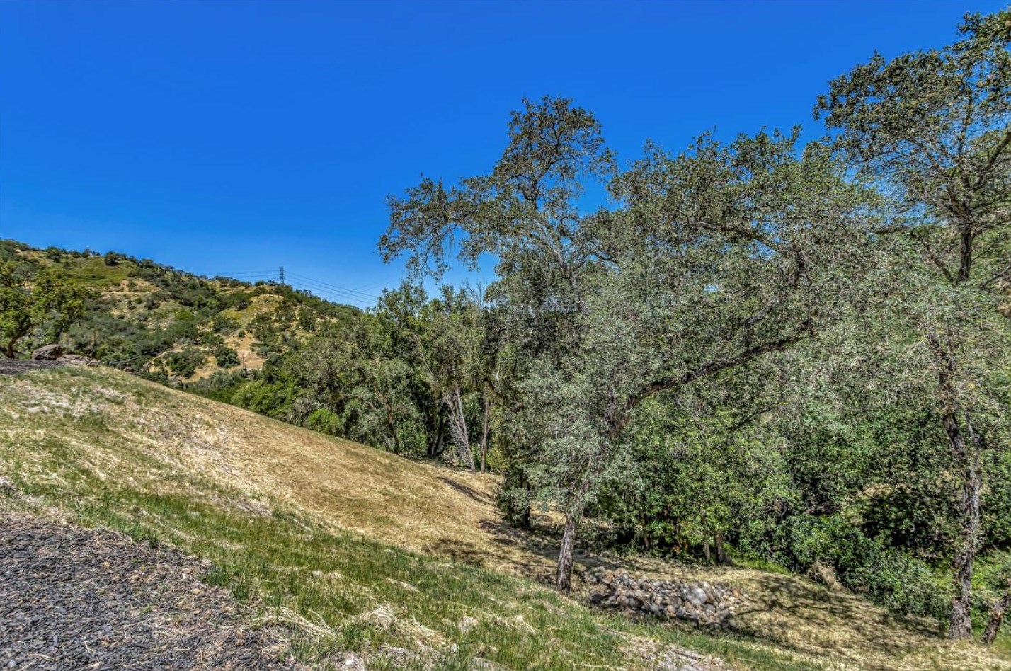 8138 Cinnabar Hills Rd, San Jose CA exterior