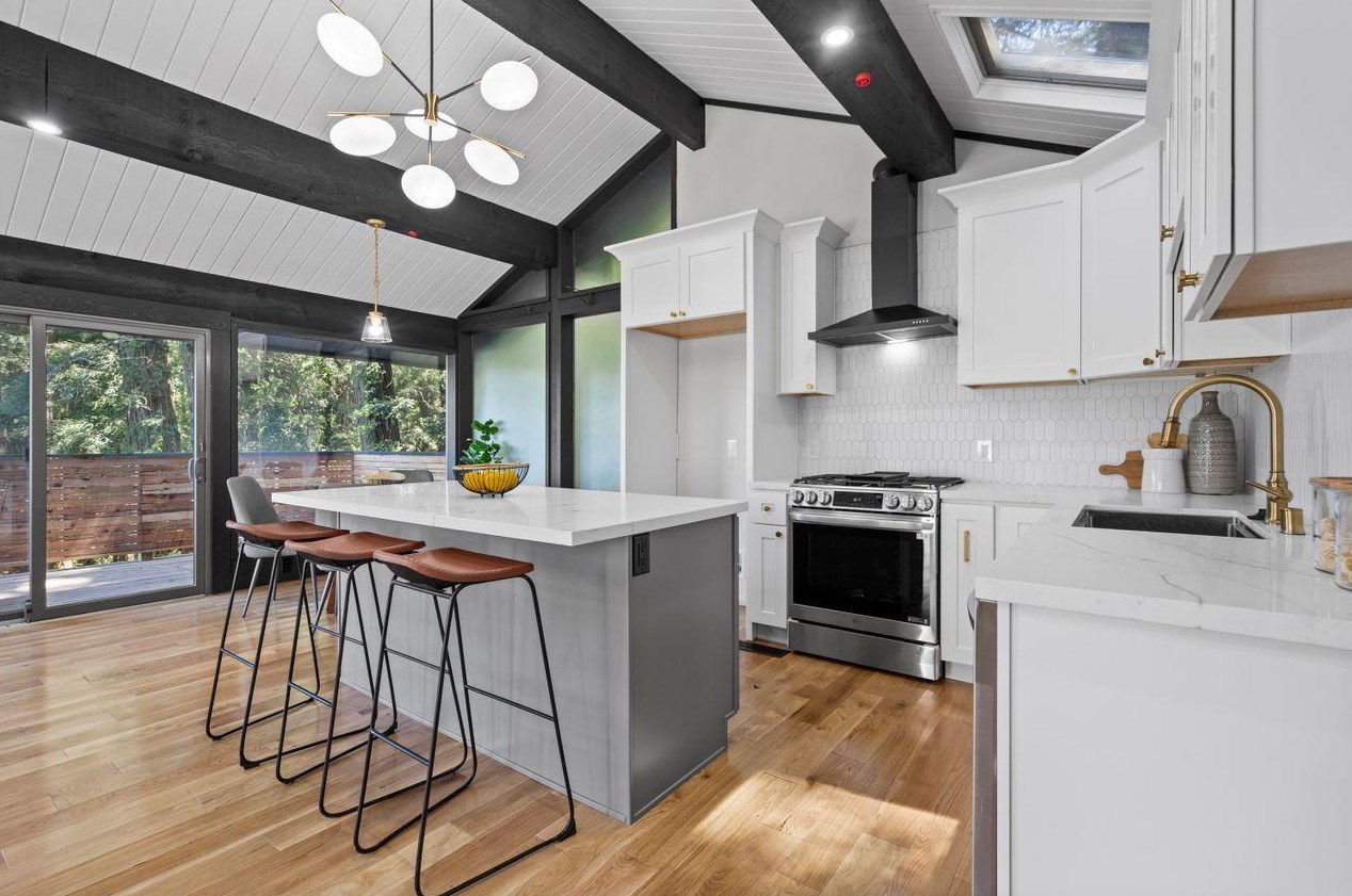 53 Castle Rock Dr, Mill Valley CA  94941-2607 exterior