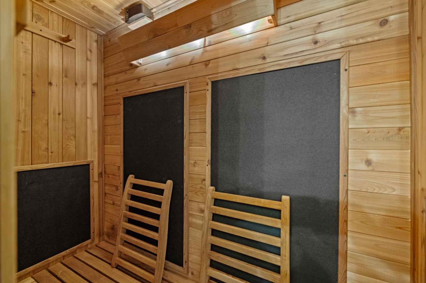 1780 Prescott Ave, Monterey CA  93940-1605 exterior