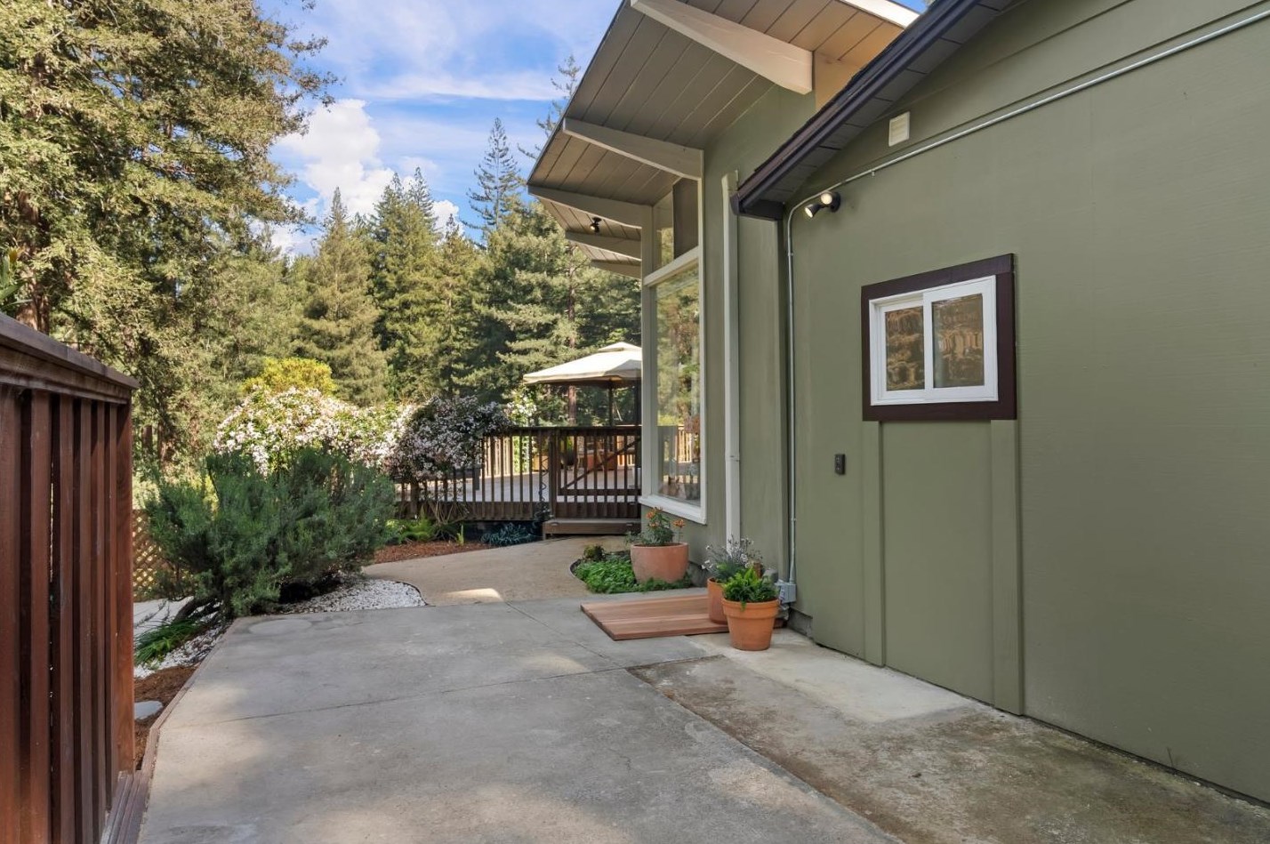 1767 Altamont Dr, Felton CA  95018-9510 exterior