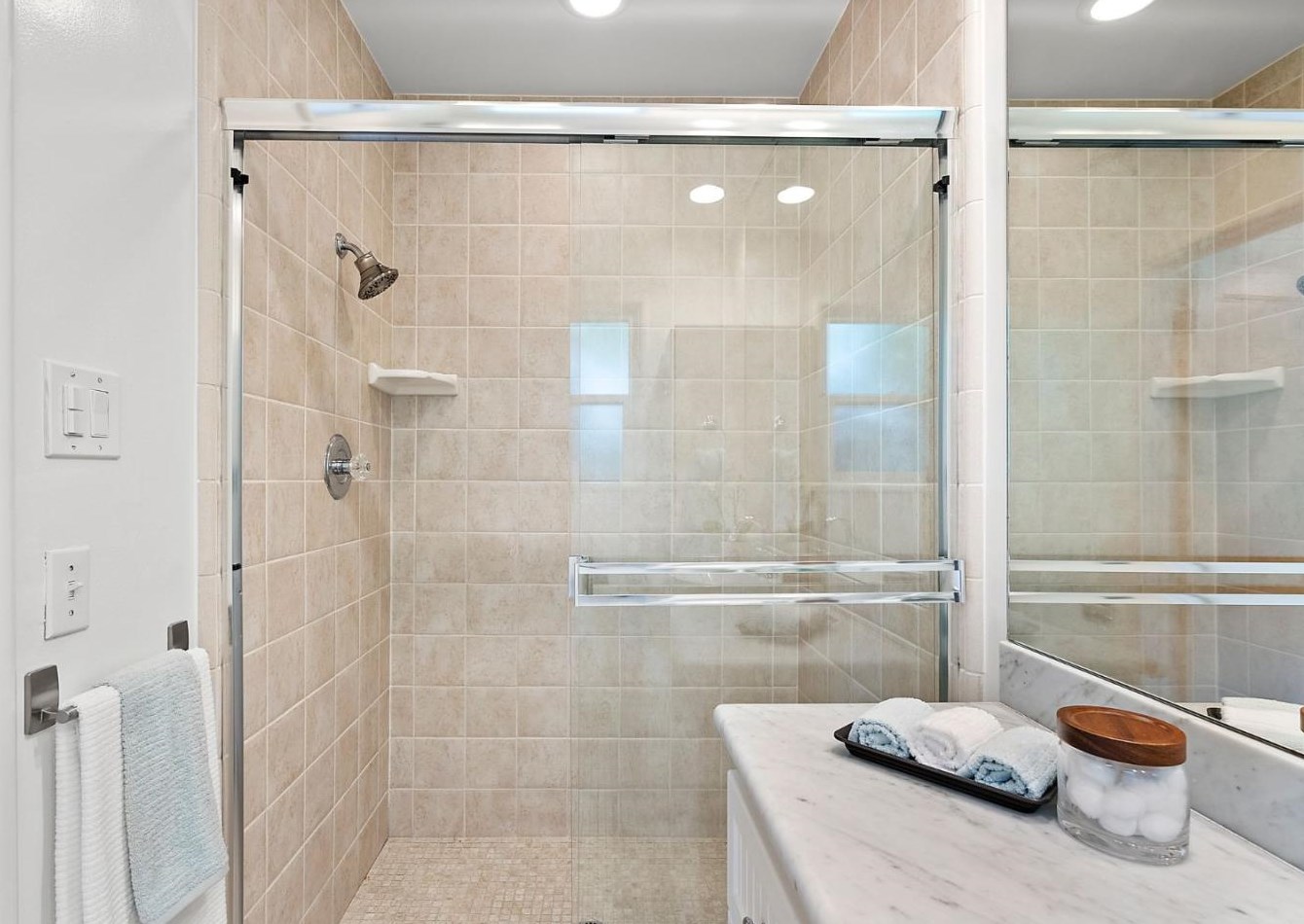 346 Stanford Ave, Menlo Park CA  94025-6240 exterior