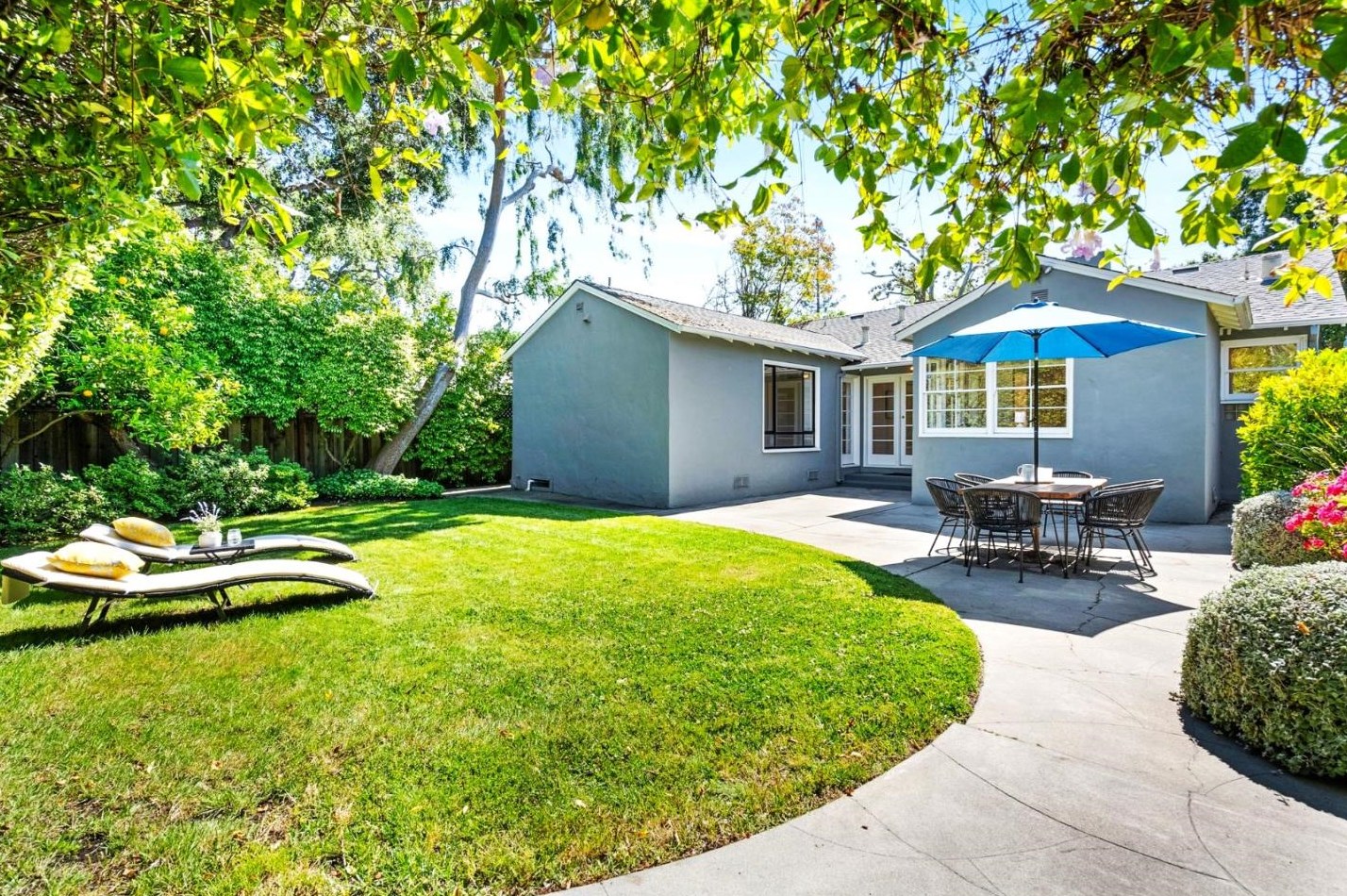 346 Stanford Ave, Menlo Park CA  94025-6240 exterior