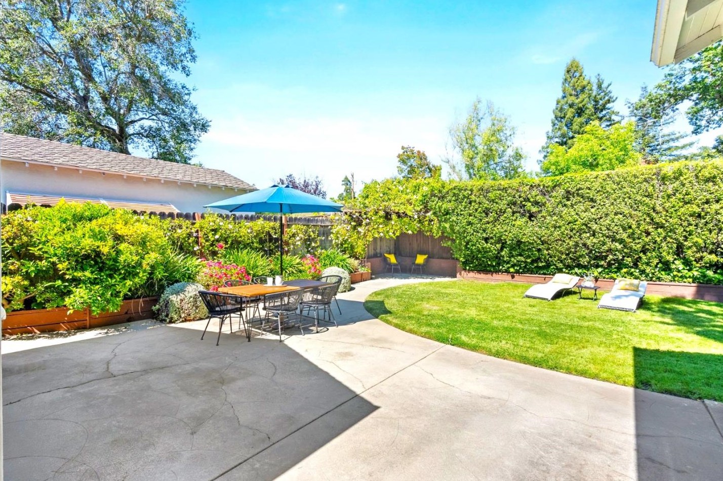 346 Stanford Ave, Menlo Park CA  94025-6240 exterior