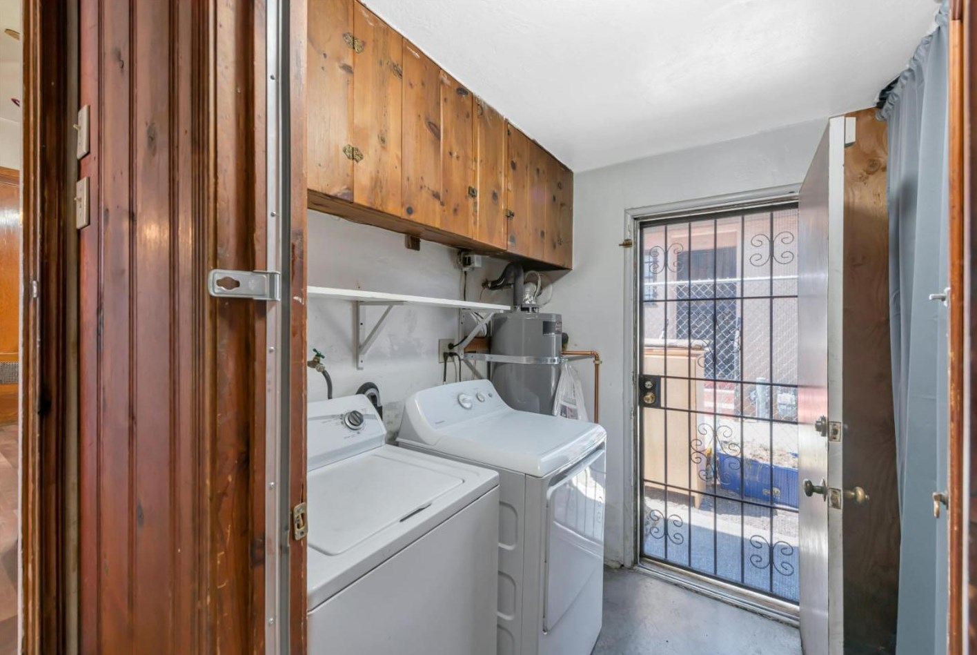 7221 Krause Ave, Oakland CA  94605-2749 exterior