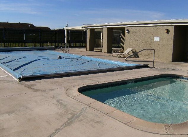1253 Los Olivos Dr, Salinas CA  93901-1770 exterior