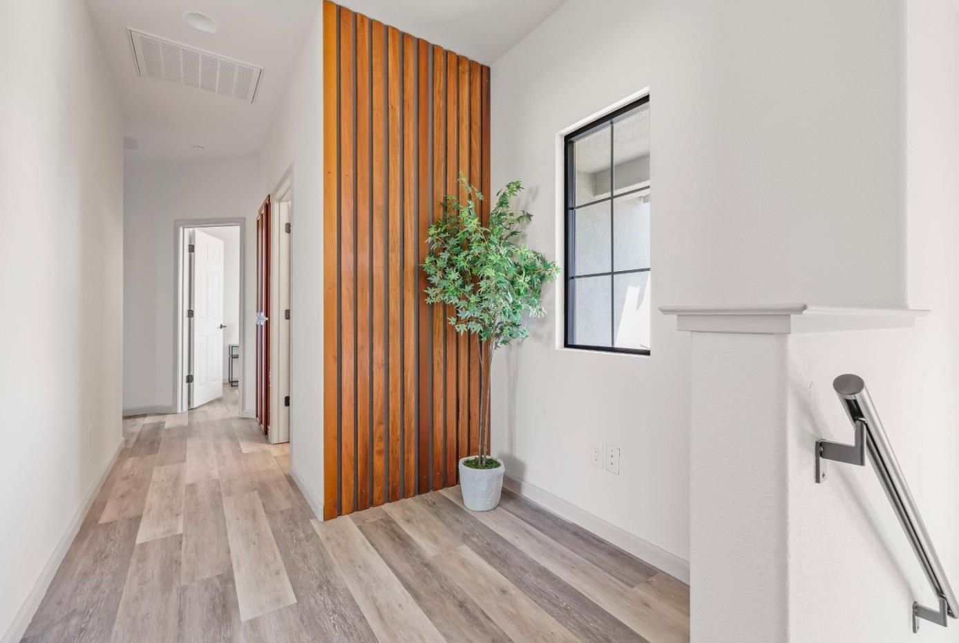 2249 Ellesmere Loop, Roseville CA 95747-5084 exterior