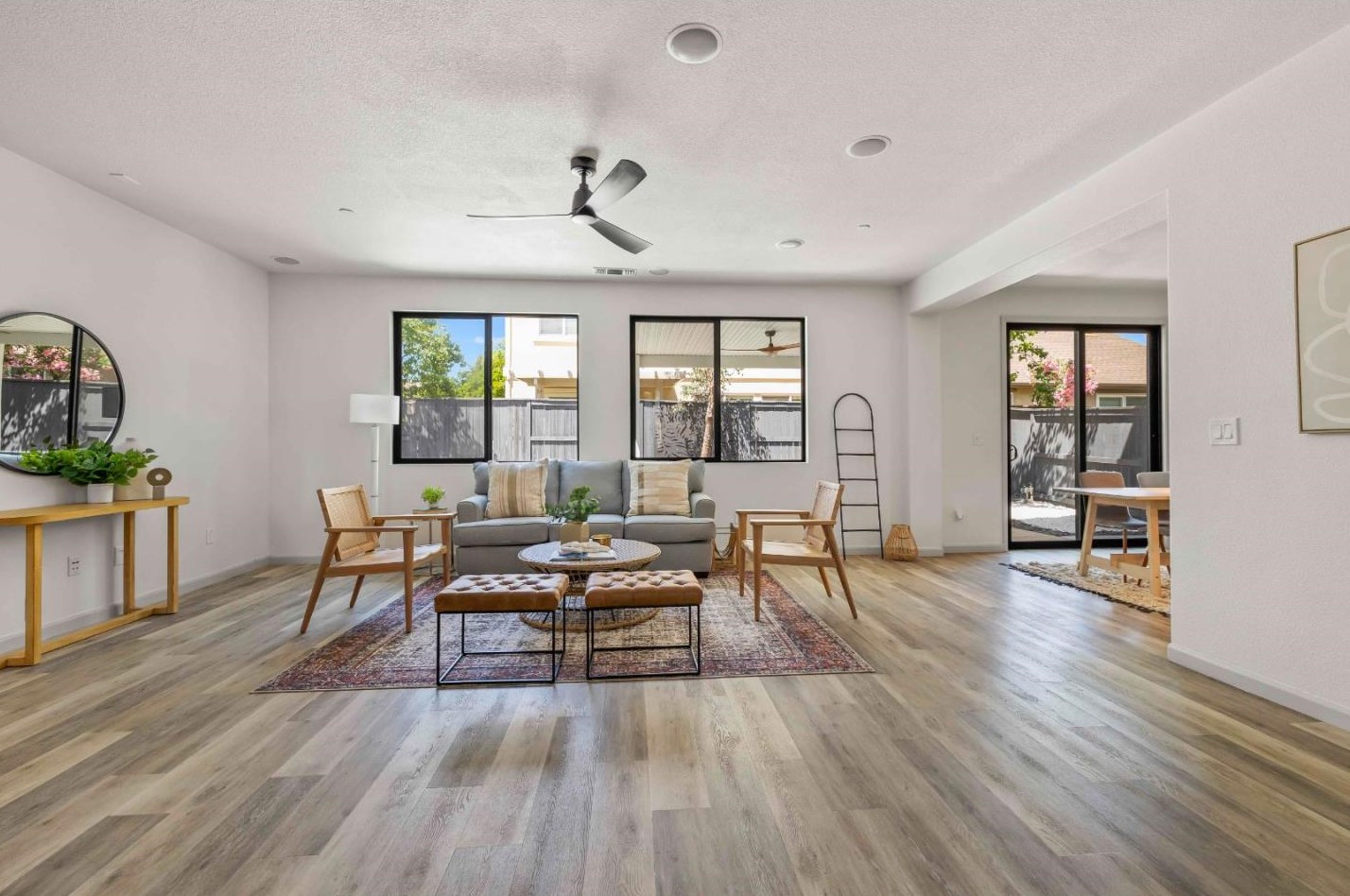 2249 Ellesmere Loop, Roseville CA 95747-5084 exterior