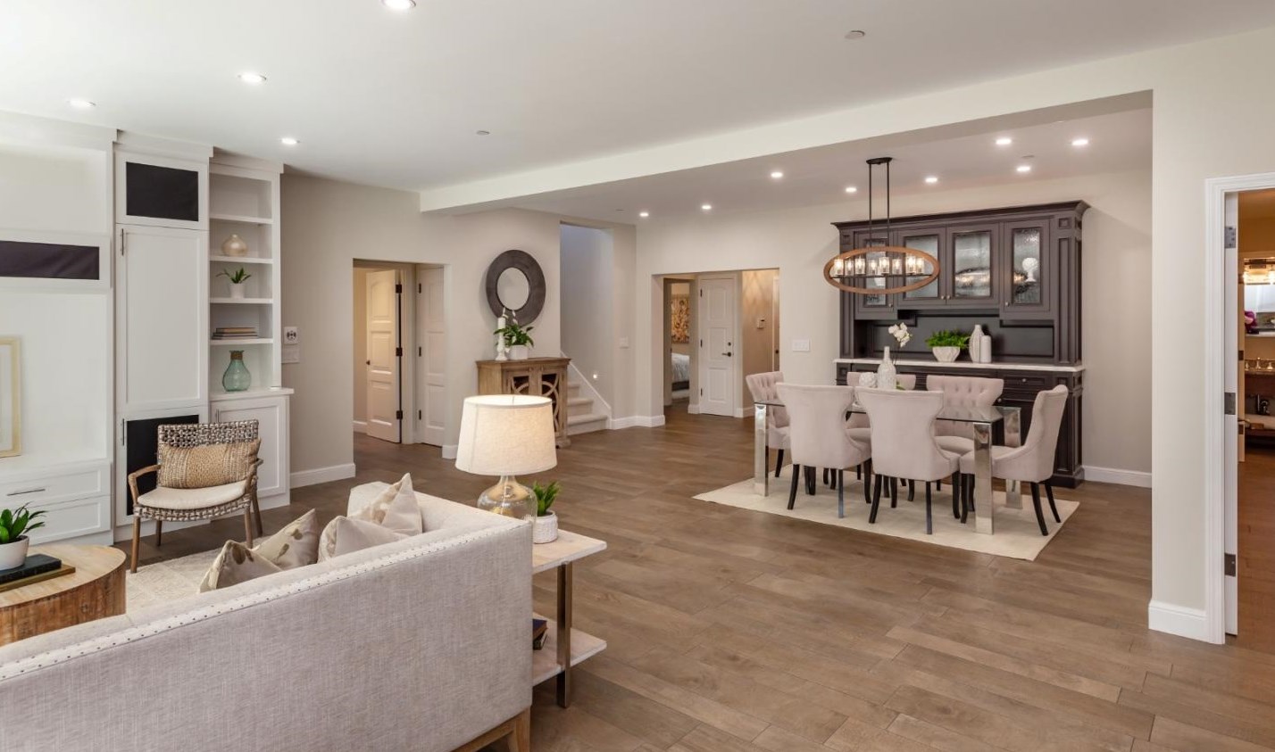 1110 Golden Way, Los Altos CA 94024-5070 exterior