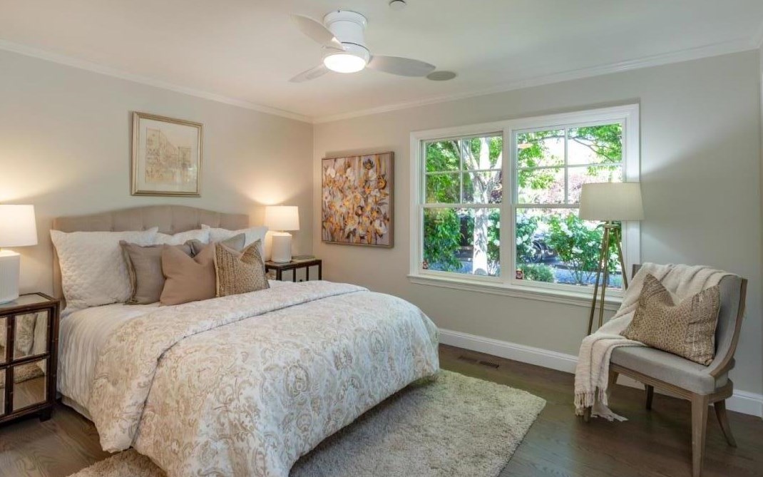 1110 Golden Way, Los Altos CA 94024-5070 exterior