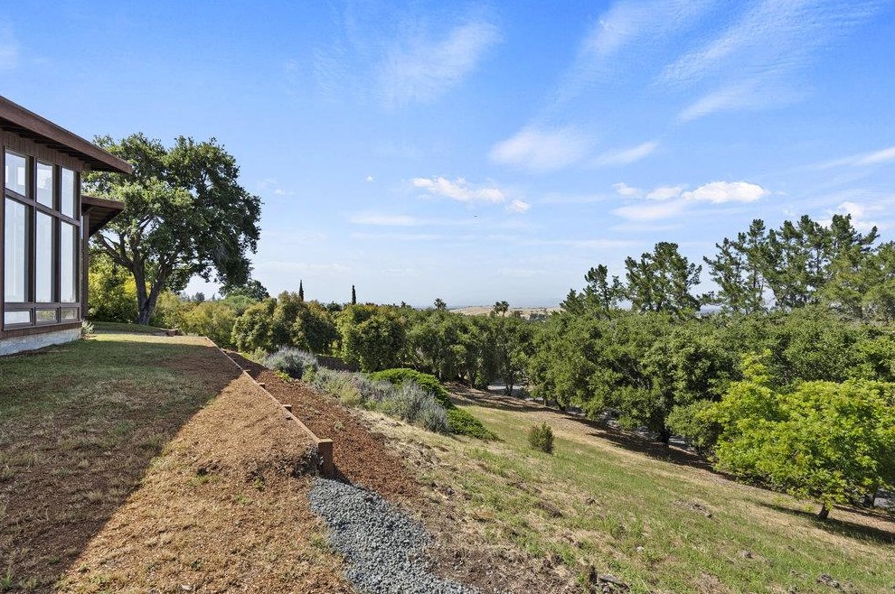 27876 Via Ventana Way, Los Altos CA 94022-3269 exterior