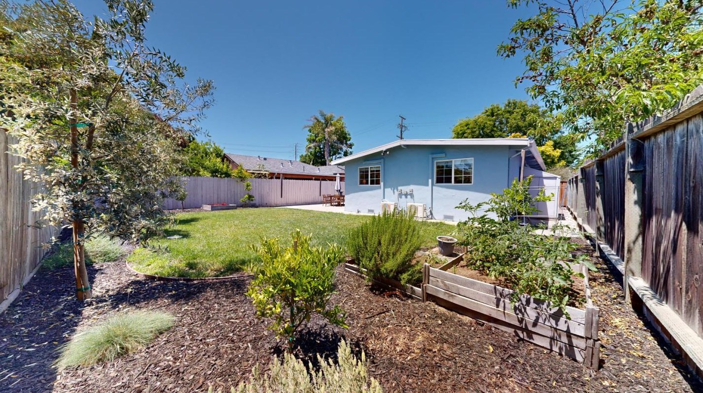 170 Terminal Ave, Menlo Park CA  94025-1246 exterior