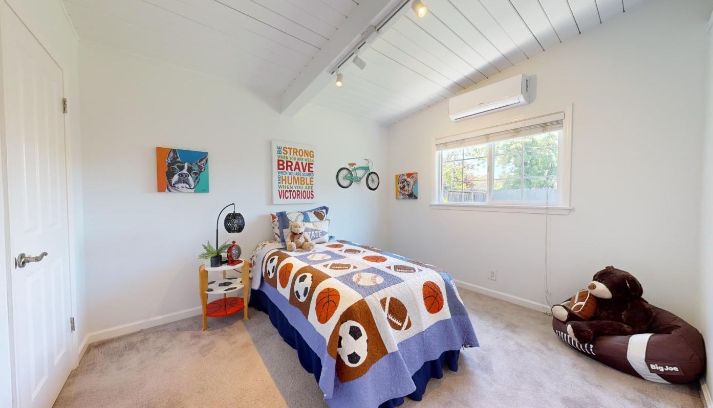 170 Terminal Ave, Menlo Park CA  94025-1246 exterior