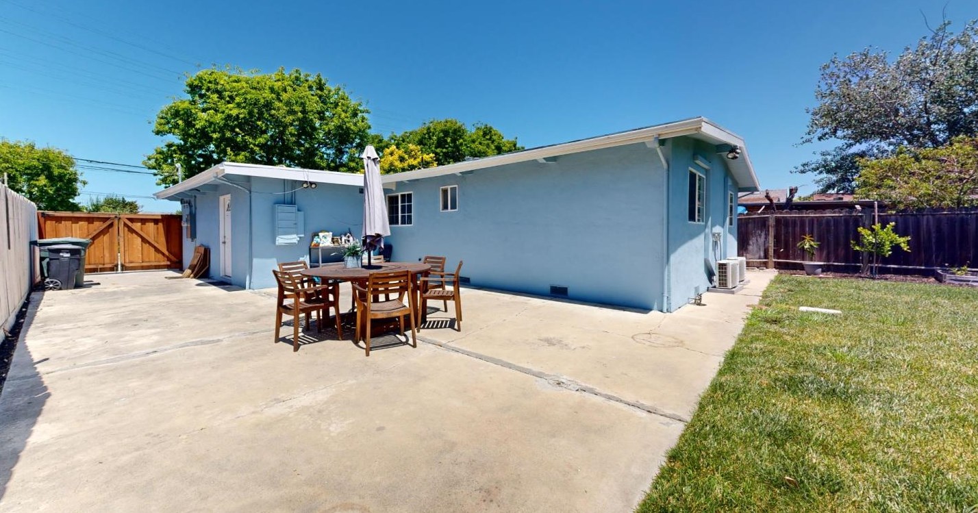 170 Terminal Ave, Menlo Park CA  94025-1246 exterior