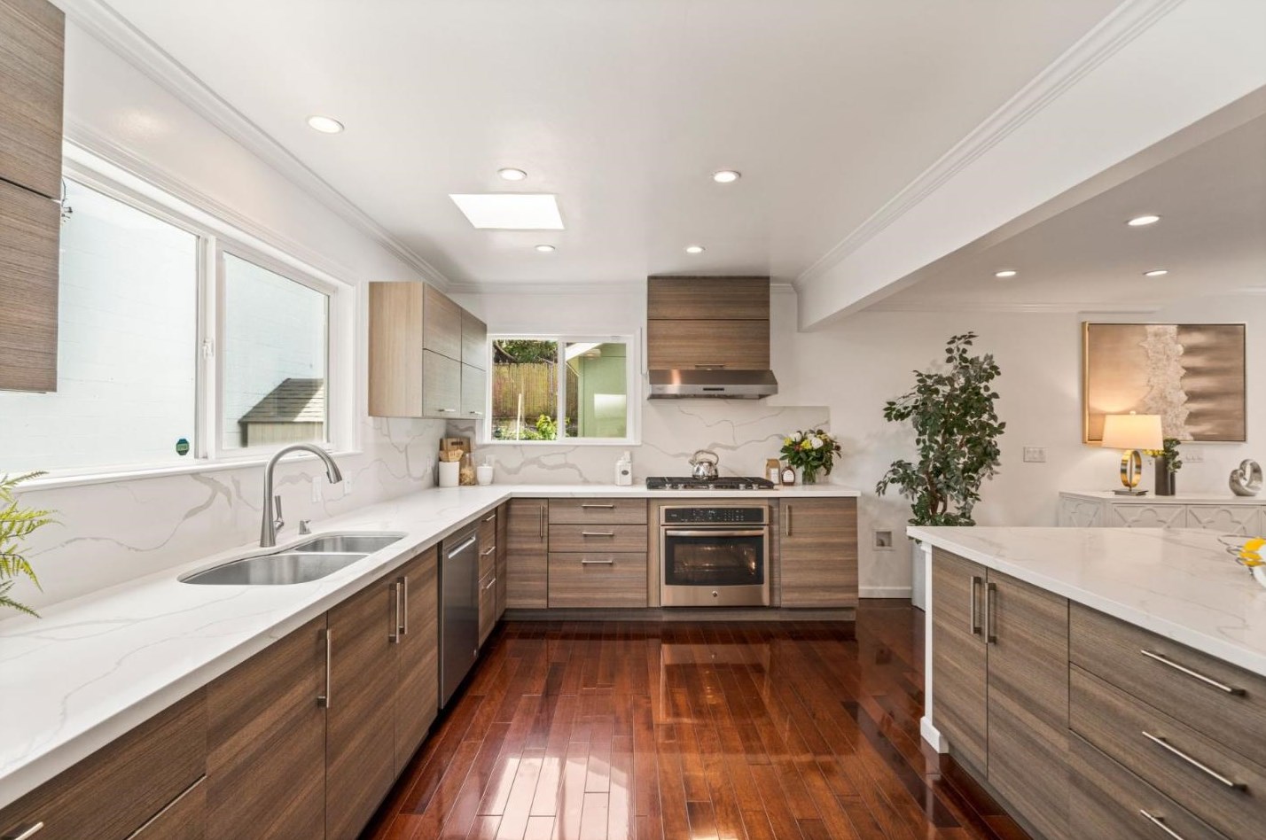 503 Hemlock Ave, Millbrae CA 94030-2041 exterior