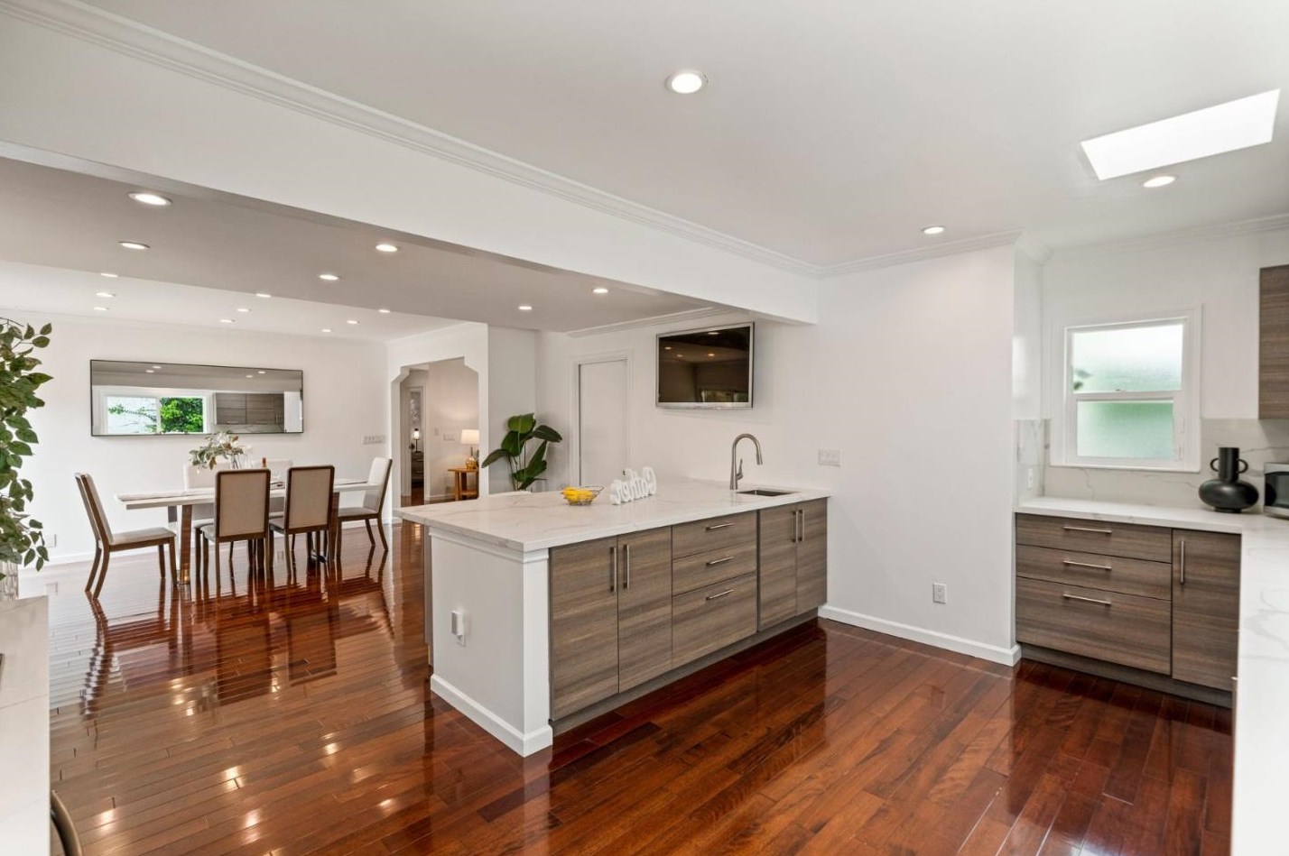 503 Hemlock Ave, Millbrae CA 94030-2041 exterior