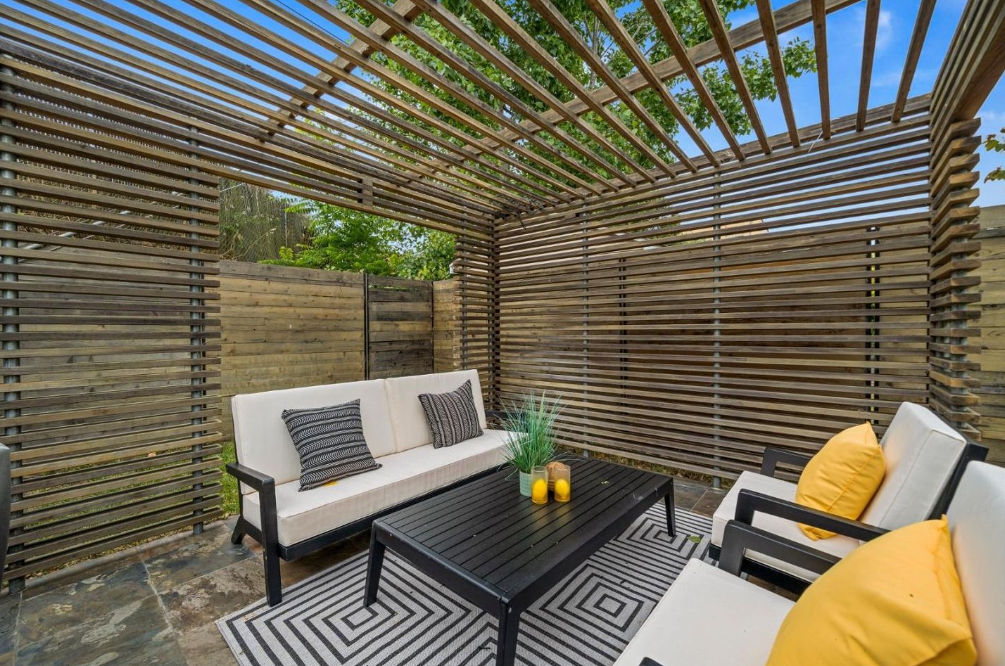 503 Hemlock Ave, Millbrae CA 94030-2041 exterior